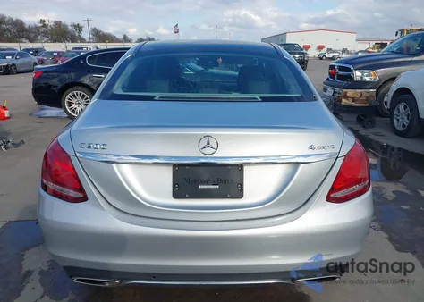 2015 Mercedes-Benz C 300 Luxury 4Matic from USA, damaged, VIN 55SWF4KB2FU020984